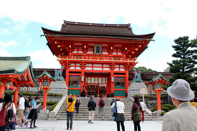 伏見稻荷神社