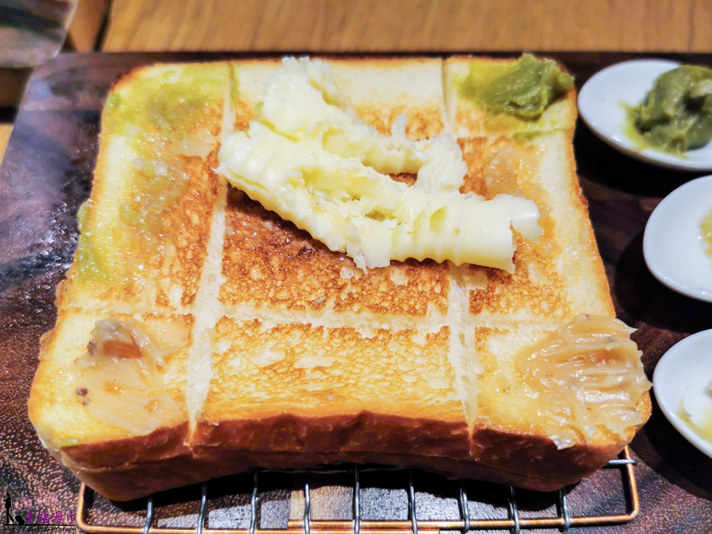 嵜本 高級食パン専門店