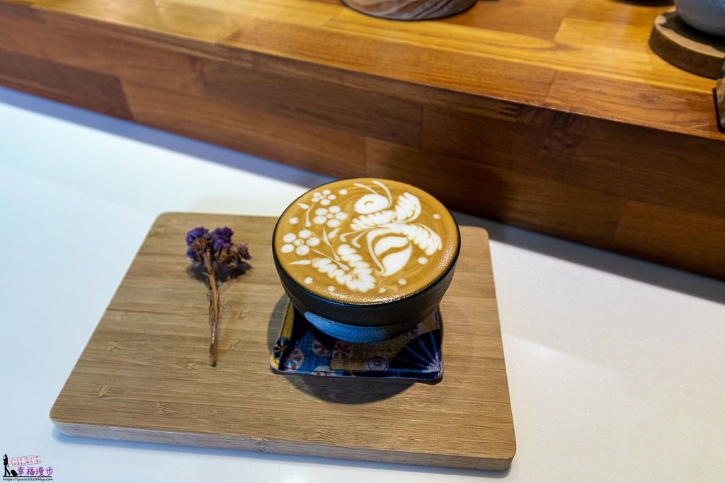 即時熱門文章：Yasumi cafe｜南區台中市–品嚐一杯世界拉花冠軍的咖啡，拉花圖案超強的