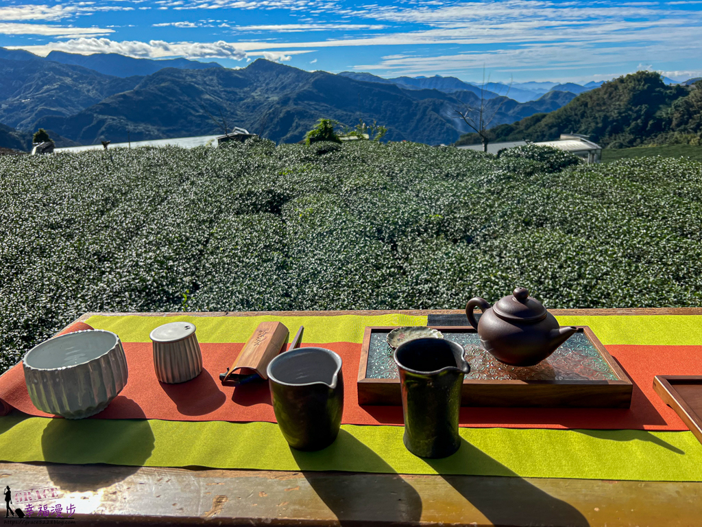今日熱門文章：阿里山國際茶藝學校｜竹崎鄉嘉義縣–茶的深度旅遊，從採茶、製茶、茶席體驗還有美味茶葉風味餐，一整天的行程超精彩